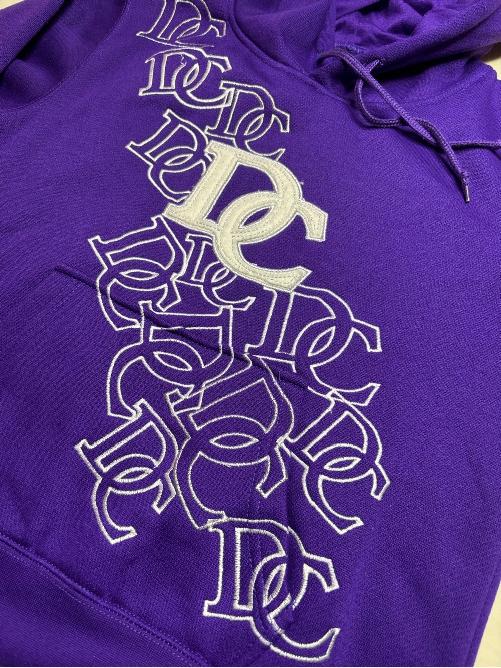 Triple Timber Purple Washington
DC Graphic Logo Hoodie XL - Picture 6 of 10